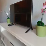 Comfortable Next To The Pools Апартаменти *
