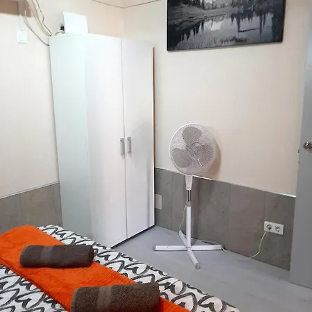Apartmán Comfortable Next To The Pools *