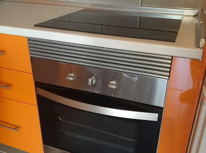 Comfortable Next To The Pools Apartment